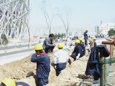 總經理親臨施工現場